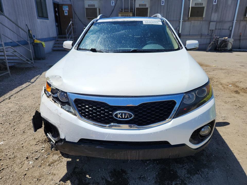 60468006 :رقم المزاد ، 5XYKU4A22BG043353 vin ، 2011 Kia Sorento مزاد بيع
