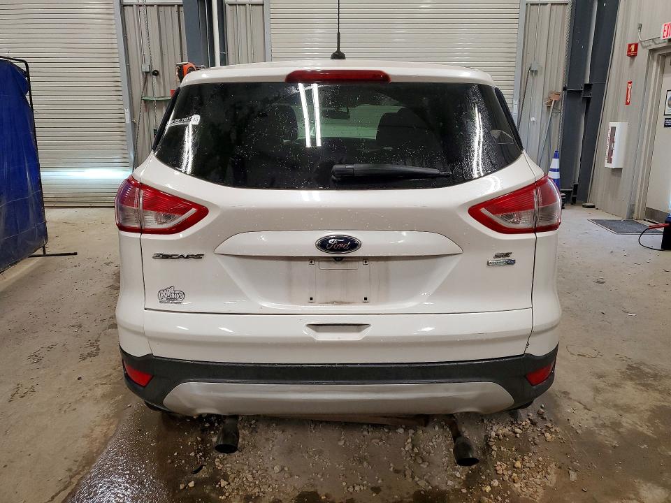 2014 Ford Escape მანქანა იყიდება აუქციონზე, vin: 1FMCU9GXXEUB65543, აუქციონის ნომერი: 62710346