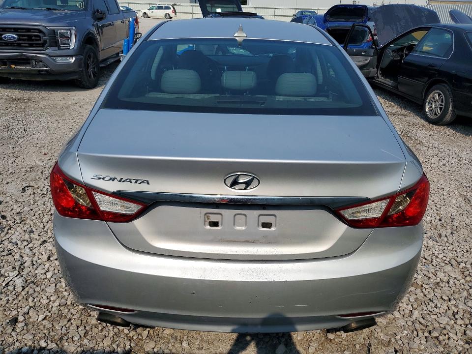 61315376 :رقم المزاد ، 5NPEC4ACXBH153987 vin ، 2011 Hyundai Sonata Se مزاد بيع