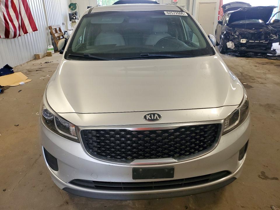 62572006 :رقم المزاد ، KNDMB5C16G6131650 vin ، 2016 Kia Sedona مزاد بيع