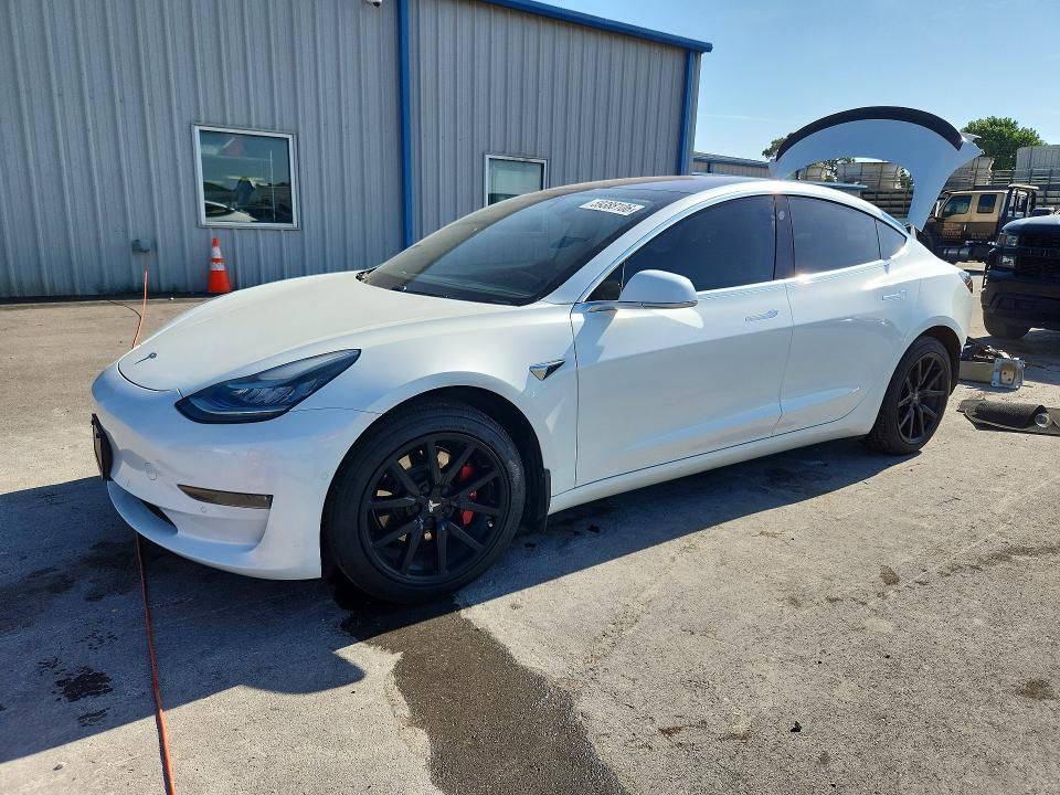 Продаж на аукціоні авто 2018 Tesla Model 3, vin: 5YJ3E1EA0JF005689, номер лоту: 59388106