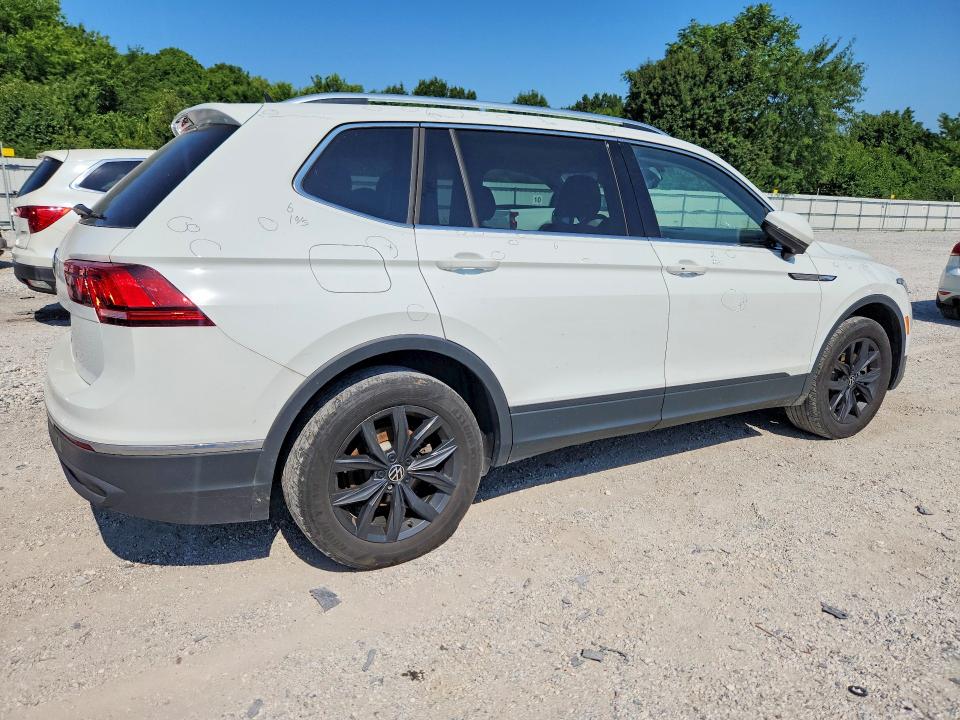 62127136 :رقم المزاد ، 3VV3B7AX5RM094139 vin ، 2024 Volkswagen Tiguan مزاد بيع