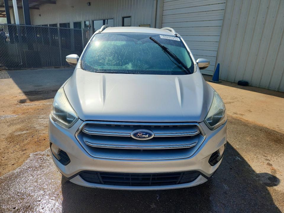 Продаж на аукціоні авто 2017 Ford Escape, vin: 1FMCU9JD3HUD13051, номер лоту: 63203896