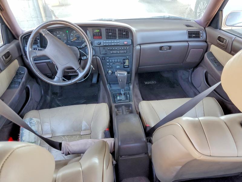 62798636 :رقم المزاد ، JT2MX83E3N0088707 vin ، 1992 Toyota Cressida مزاد بيع
