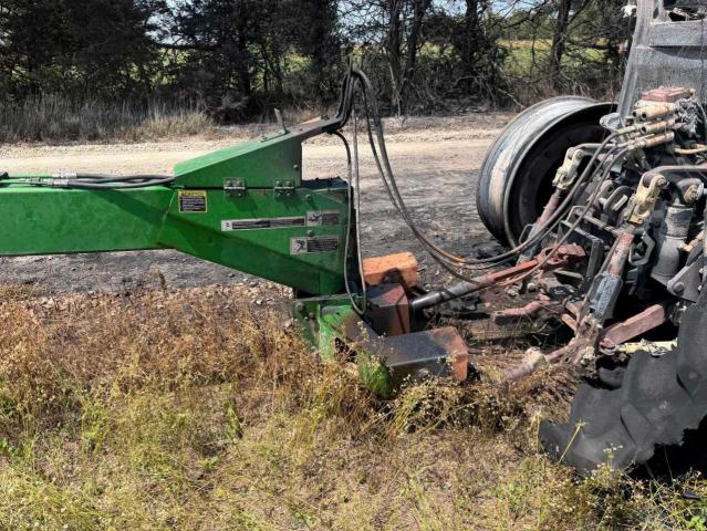 62516776 :رقم المزاد ، E00956T174037 vin ، 2010 John Deer Industrial Equipment مزاد بيع