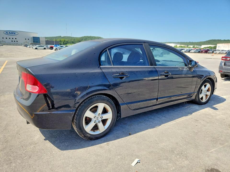 Продажа на аукционе авто 2008 Honda Civic, vin: 1HGFA16838L110210, номер лота: 61477106