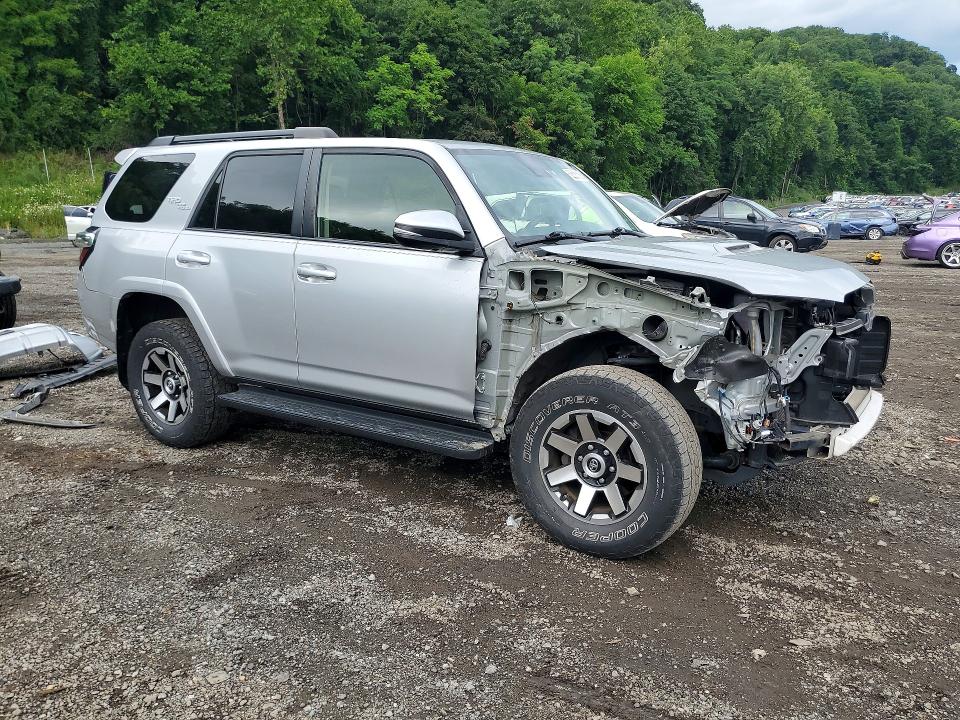 62326106 :رقم المزاد ، JTERU5JRXM5879520 vin ، 2021 Toyota 4runner مزاد بيع