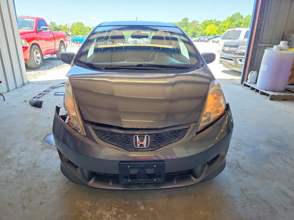 61250206 :رقم المزاد ، JHMGE8H5XBS003492 vin ، 2011 Honda Fit مزاد بيع