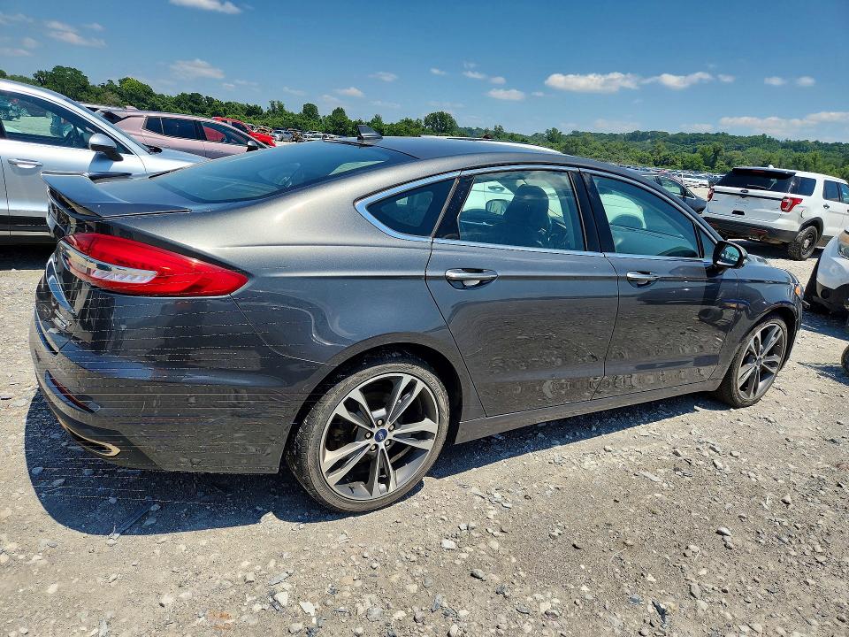 60506966 :رقم المزاد ، 3FA6P0D90LR159030 vin ، 2020 Ford Fusion مزاد بيع