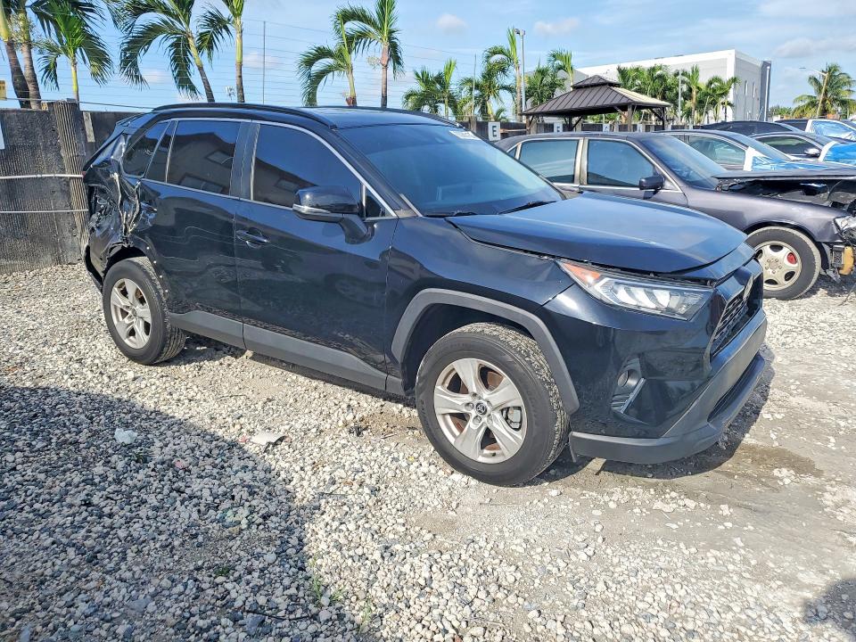 Продаж на аукціоні авто 2021 Toyota Rav4, vin: 2T3W1RFV1MW161683, номер лоту: 63285156