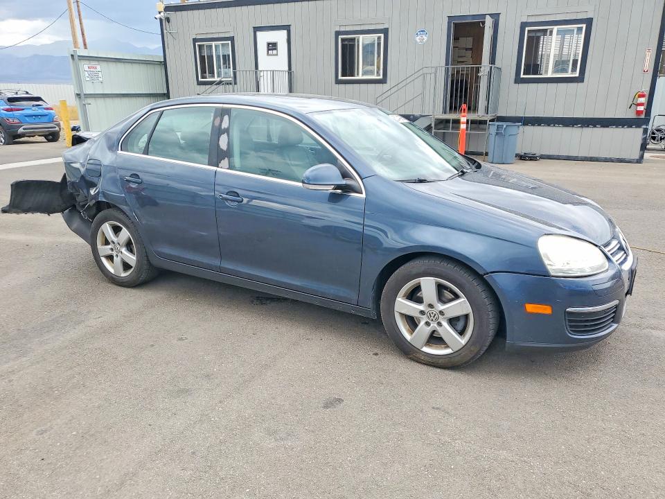 Продажа на аукционе авто 2008 Volkswagen Jetta, vin: 3VWRZ71K58M165781, номер лота: 62342996