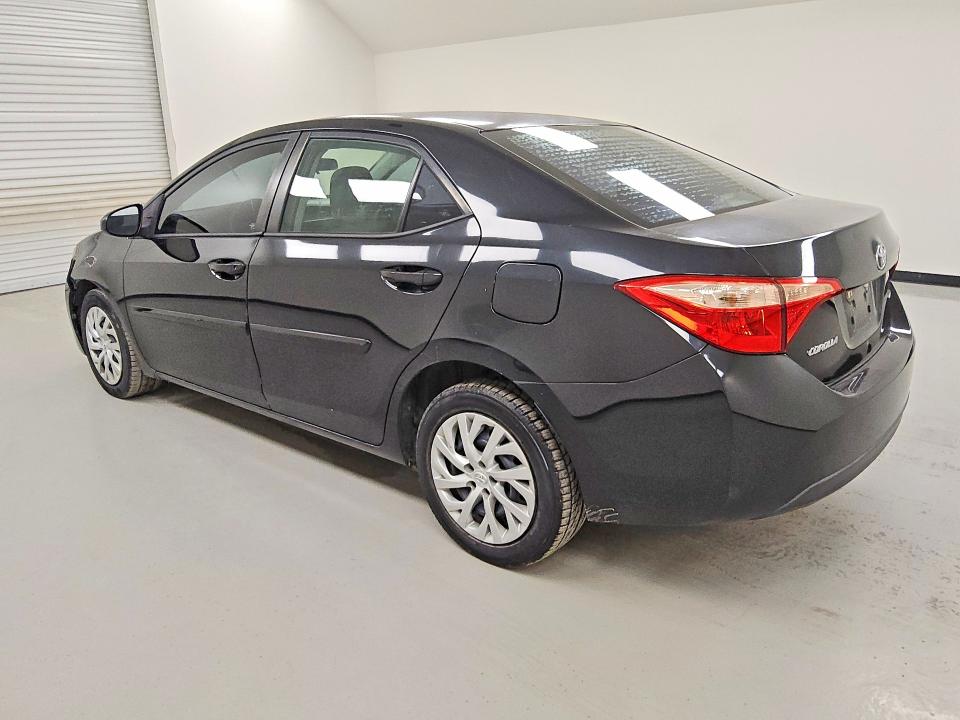2017 Toyota Corolla მანქანა იყიდება აუქციონზე, vin: 5YFBURHE5HP695918, აუქციონის ნომერი: 85991025