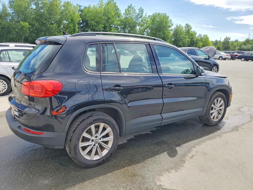 2017 Volkswagen Tiguan მანქანა იყიდება აუქციონზე, vin: WVGBV7AX2HK049940, აუქციონის ნომერი: 60856326