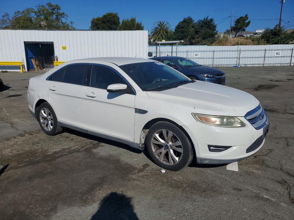 2010 Ford Taurus მანქანა იყიდება აუქციონზე, vin: 1FAHP2EW5AG158260, აუქციონის ნომერი: 63252836