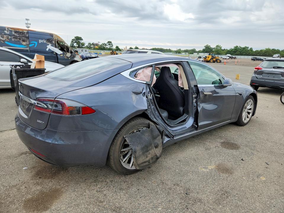 Aukcja sprzedaży 2017 Tesla Model S, vin: 5YJSA1E22HF188247, numer aukcji: 61916666