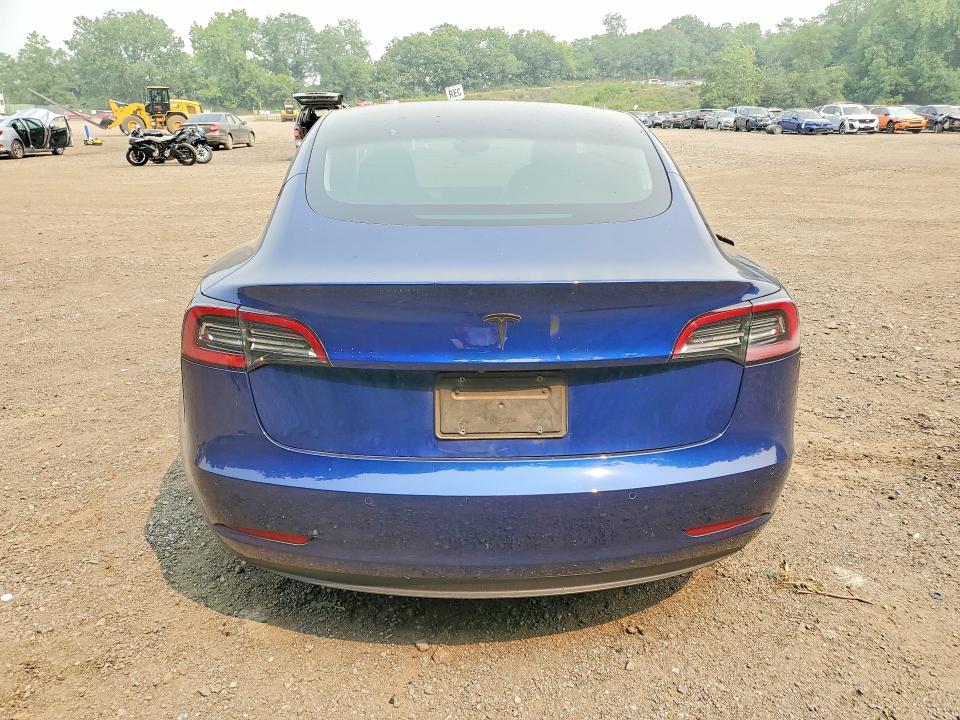 60952246 :رقم المزاد ، 5YJ3E1EA9KF208291 vin ، 2019 Tesla Model 3 مزاد بيع