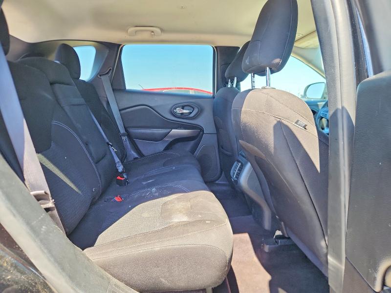 2019 Jeep Cherokee მანქანა იყიდება აუქციონზე, vin: 1C4PJLCB6KD221088, აუქციონის ნომერი: 62578856