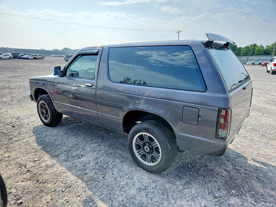 61700786 :رقم المزاد ، 1GNCS18R4J0132185 vin ، 1988 Chevrolet Blazer مزاد بيع