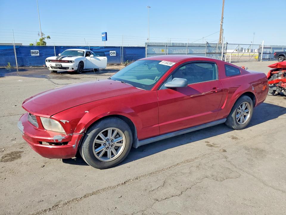 2006 Ford Mustang მანქანა იყიდება აუქციონზე, vin: 1ZVFT80N565149265, აუქციონის ნომერი: 61184396