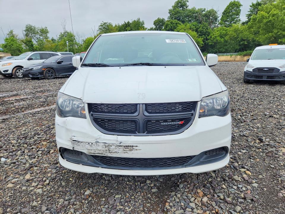 58744106 :رقم المزاد ، 2C4RDGBG3HR568212 vin ، 2017 Dodge Grand Caravan مزاد بيع