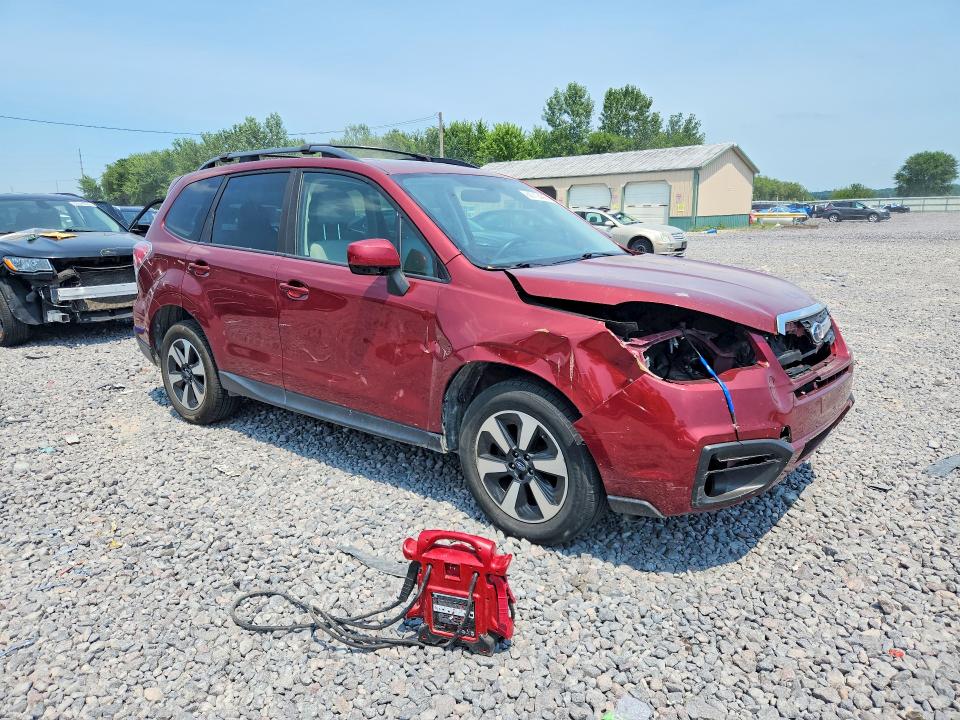 60713496 :رقم المزاد ، JF2SJAEC2HH596435 vin ، 2017 Subaru Forester مزاد بيع
