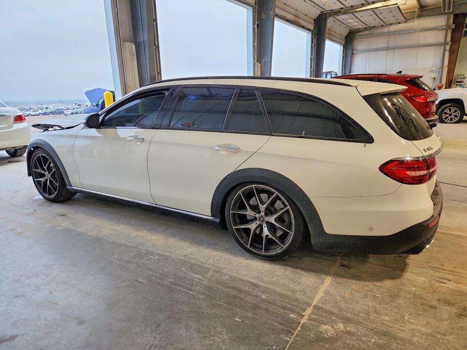 2021 Mercedes-benz E მანქანა იყიდება აუქციონზე, vin: W1KZH6AB0MA970004, აუქციონის ნომერი: 62385096