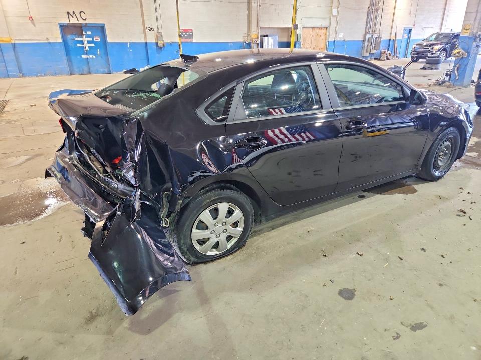 2022 Kia Forte მანქანა იყიდება აუქციონზე, vin: 3KPF24AD5NE427802, აუქციონის ნომერი: 58835616