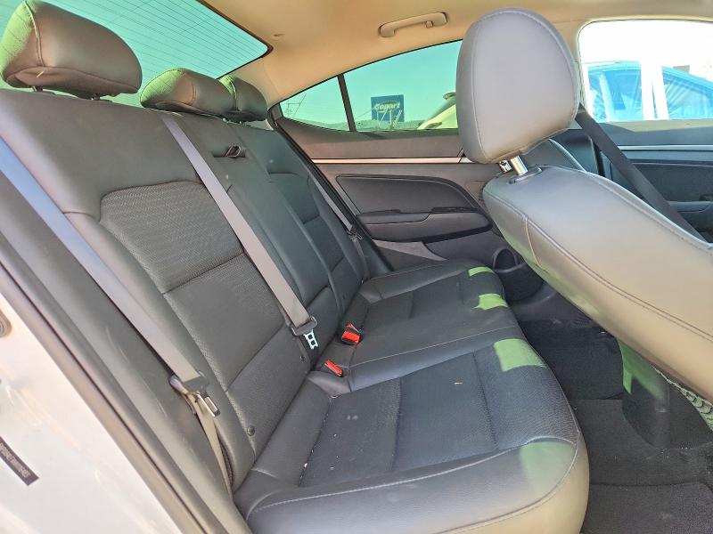 2017 Hyundai Elantra მანქანა იყიდება აუქციონზე, vin: 5NPD84LFXHH116483, აუქციონის ნომერი: 63207656