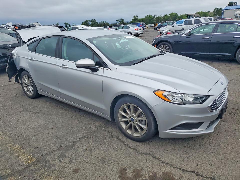 60066496 :رقم المزاد ، 3FA6P0H73HR107469 vin ، 2017 Ford Fusion مزاد بيع