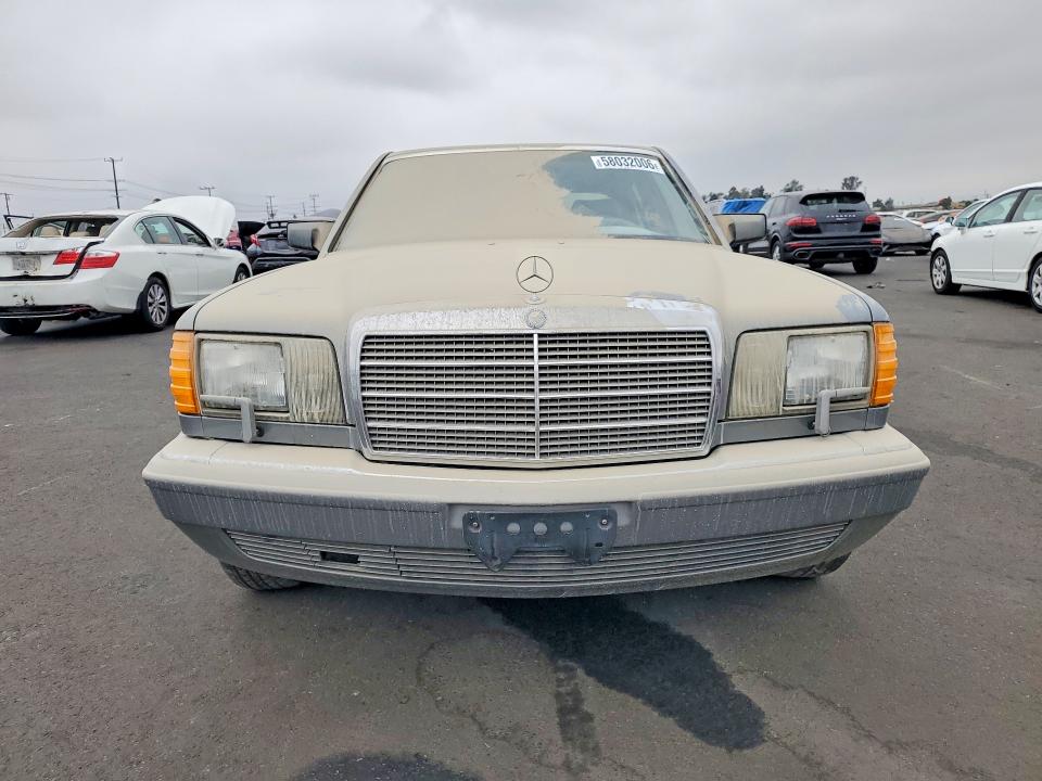 58032006 :رقم المزاد ، WDBCA39D7JA398223 vin ، 1988 Mercedes-benz 560 مزاد بيع