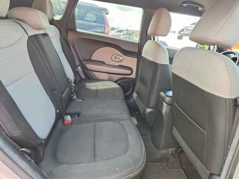 61786766 :رقم المزاد ، KNDJP3A50F7779685 vin ، 2015 Kia Soul مزاد بيع