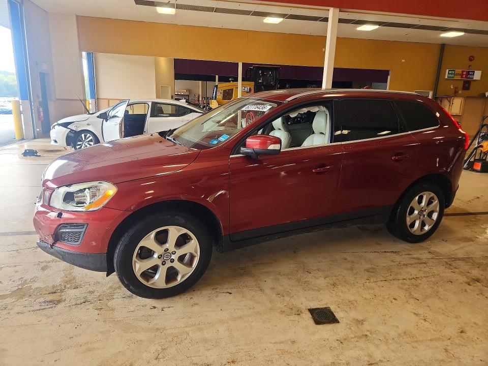 Aukcja sprzedaży 2013 Volvo Xc60, vin: YV4940DZ6D2424567, numer aukcji: 62776436