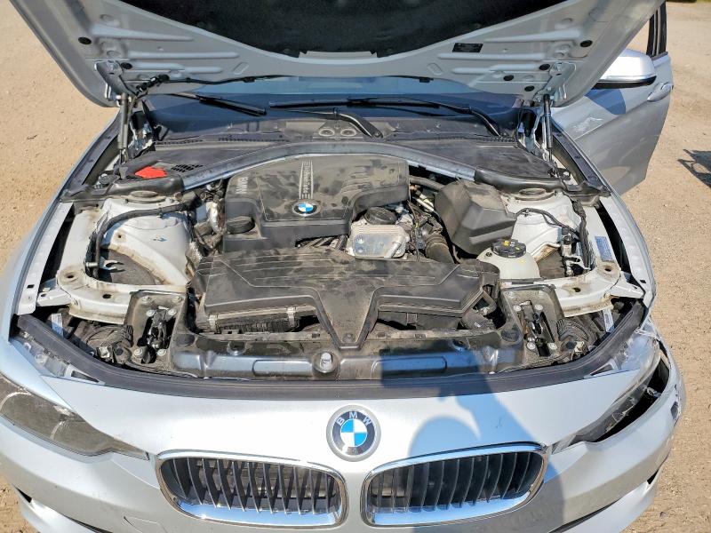 2015 Bmw 328 მანქანა იყიდება აუქციონზე, vin: WBA3B3G59FNR87409, აუქციონის ნომერი: 60777546