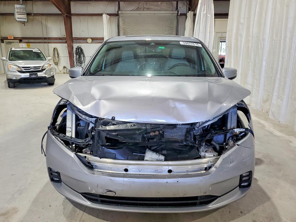 59622616 :رقم المزاد ، 5FNRL6H76MB035152 vin ، 2021 Honda Odyssey مزاد بيع