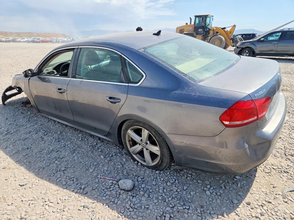 2013 Volkswagen Passat მანქანა იყიდება აუქციონზე, vin: 1VWBP7A33DC067294, აუქციონის ნომერი: 61749826