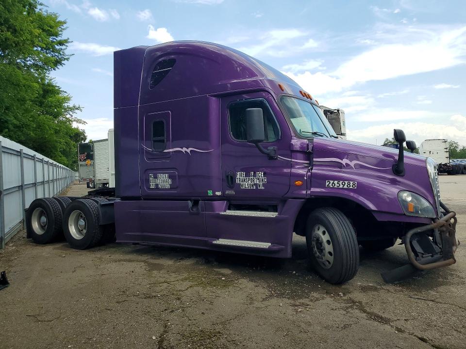 Продажа на аукционе авто 2015 Freightliner Cascadia, vin: 3AKJGLD53FSFN3286, номер лота: 59175276