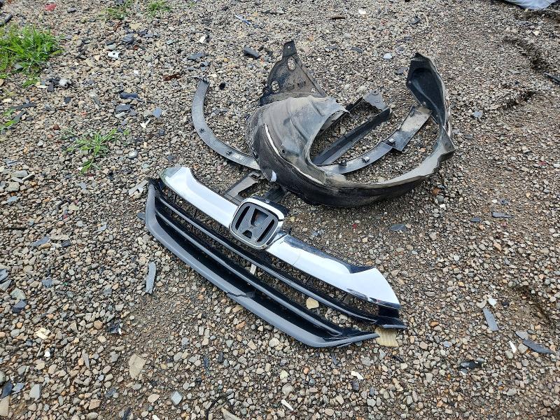 2017 Honda Cr-v მანქანა იყიდება აუქციონზე, vin: 7FARW5H31HE000897, აუქციონის ნომერი: 62115166