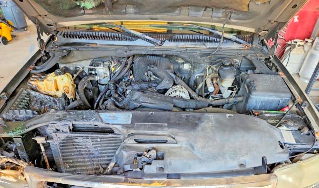 2004 Gmc Yukon მანქანა იყიდება აუქციონზე, vin: 1GKEK13T64R164872, აუქციონის ნომერი: 62850666