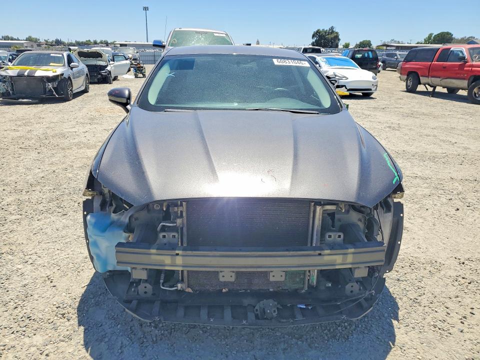 60831046 :رقم المزاد ، 3FA6P0G79GR306039 vin ، 2016 Ford Fusion مزاد بيع