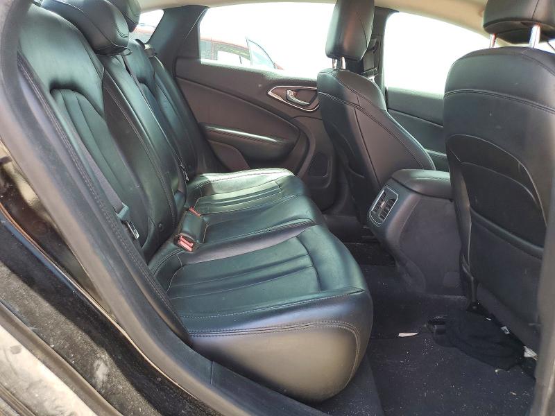 Auction sale of the 2015 Chrysler 200, vin: 1C3CCCCG7FN519772, lot number: 60501676