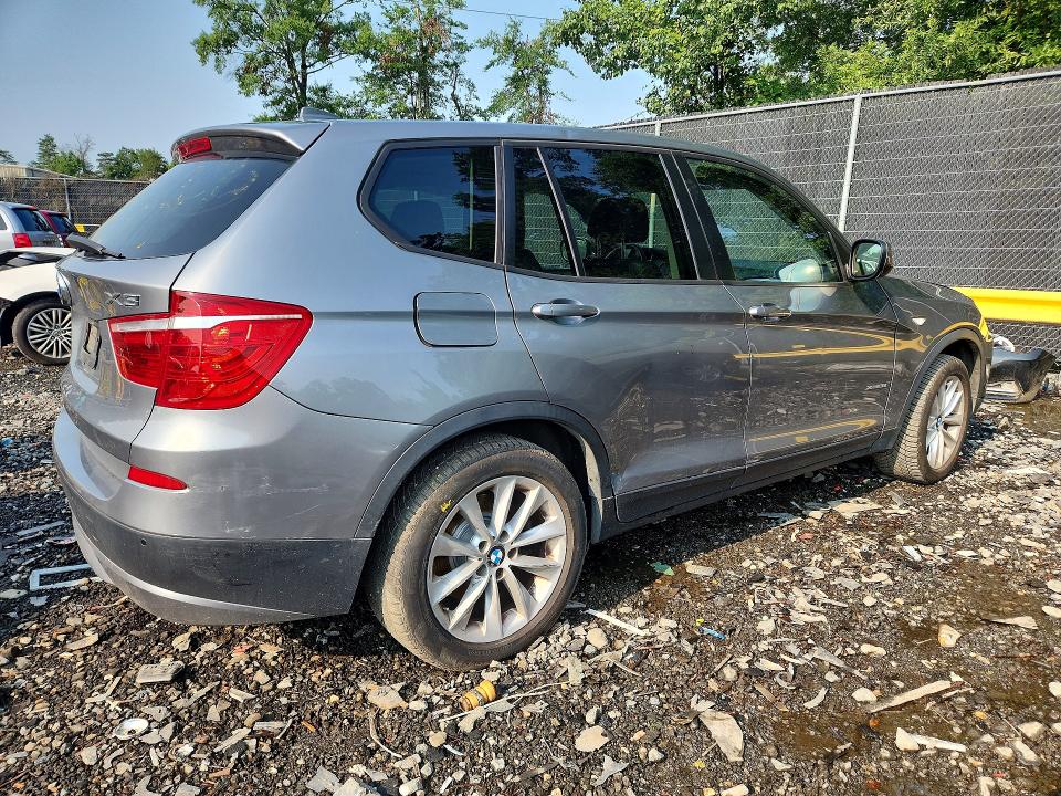 62232696 :رقم المزاد ، 5UXWX9C51D0A16460 vin ، 2013 Bmw X3 مزاد بيع