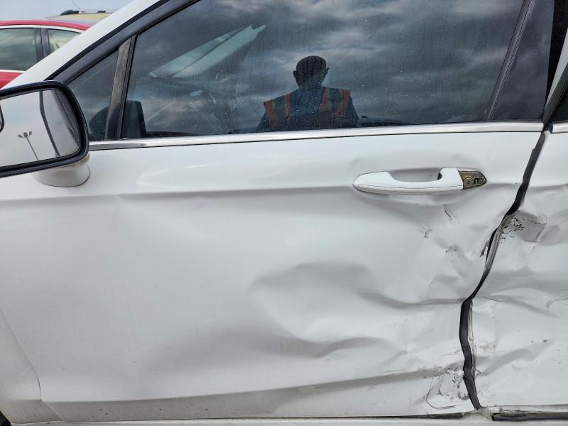 62596346 :رقم المزاد ، 3FA6P0H7XGR313239 vin ، 2016 Ford Fusion مزاد بيع