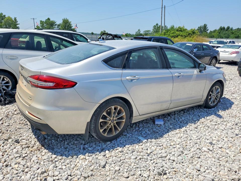 Продажа на аукционе авто 2019 Ford Fusion, vin: 3FA6P0HD4KR168648, номер лота: 60252246