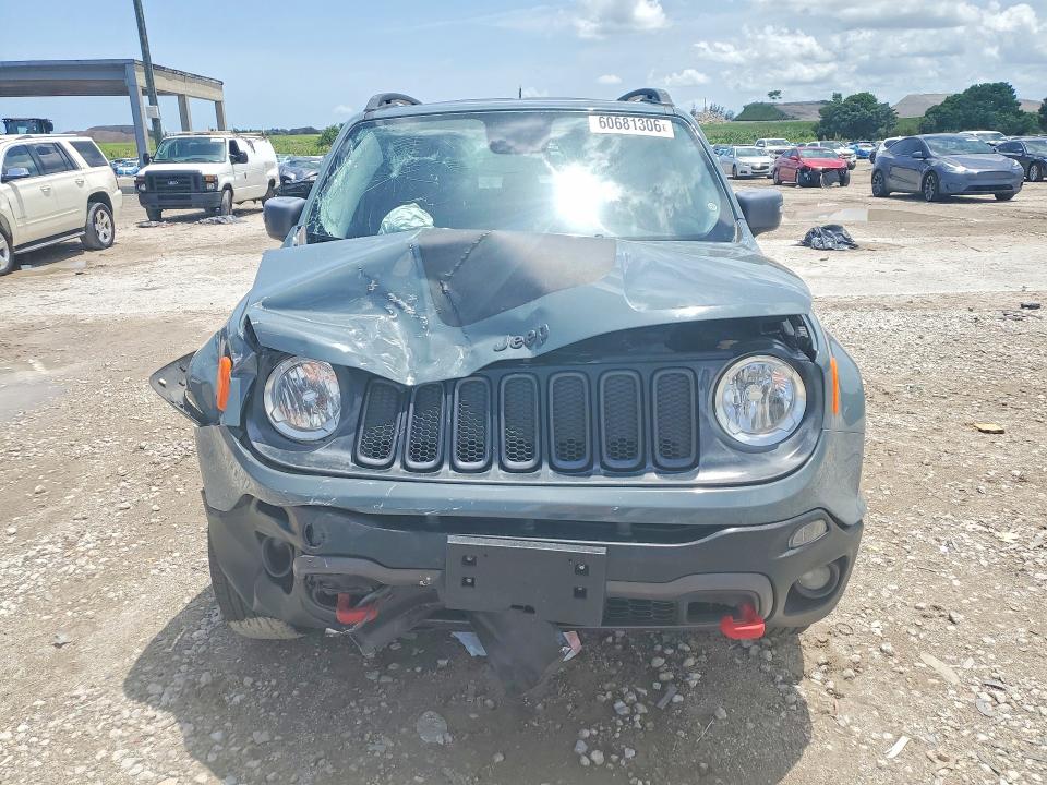60681306 :رقم المزاد ، ZACCJBCTXGPC92093 vin ، 2016 Jeep Renegade مزاد بيع