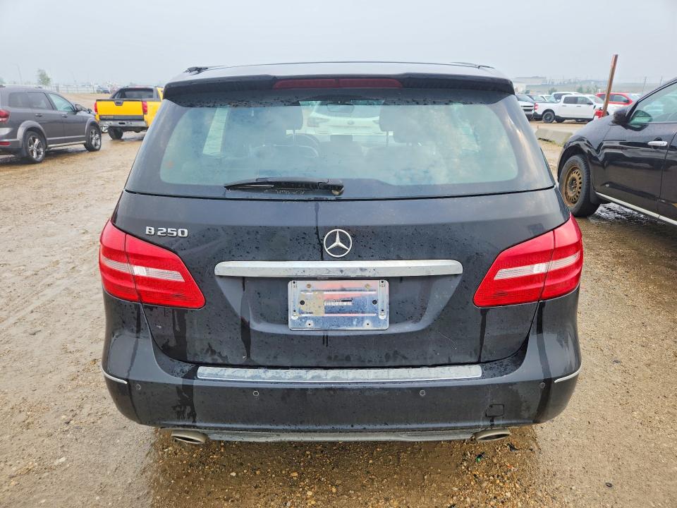 2014 Mercedes-benz B250 მანქანა იყიდება აუქციონზე, vin: WDDMH4EB3EJ295081, აუქციონის ნომერი: 61707176