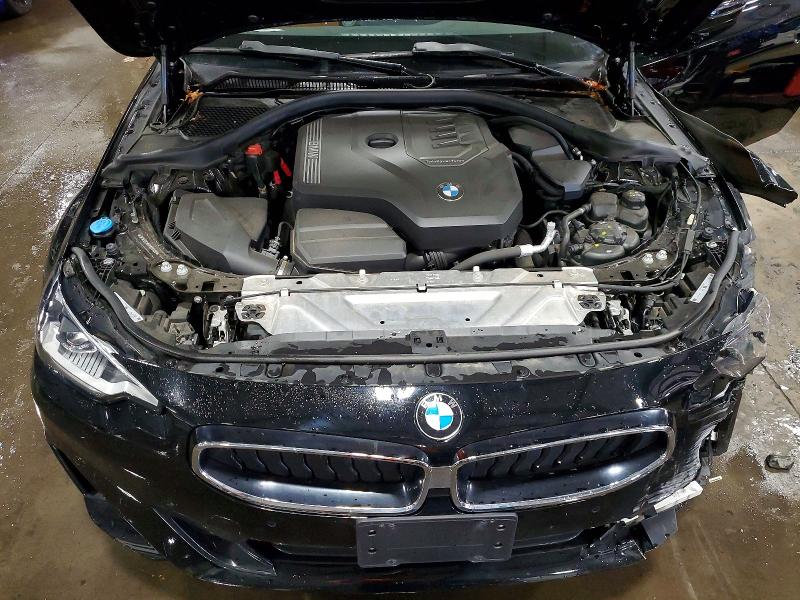 60502106 :رقم المزاد ، 3MW33CM01P8D15922 vin ، 2023 Bmw 230xi مزاد بيع