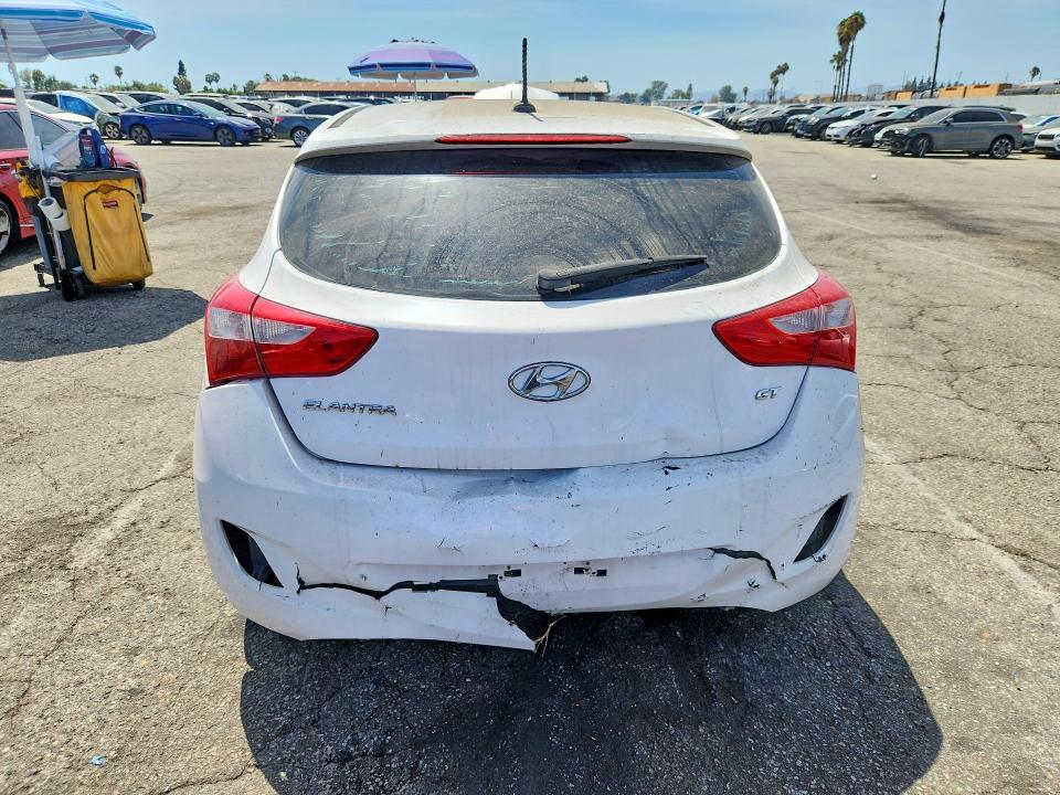 2016 Hyundai Elantra Gt მანქანა იყიდება აუქციონზე, vin: KMHD35LH9GU252092, აუქციონის ნომერი: 62331196
