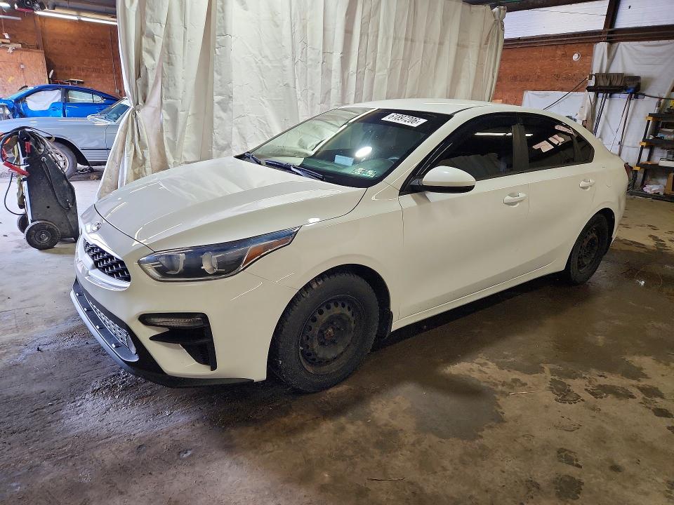 2020 Kia Forte მანქანა იყიდება აუქციონზე, vin: 3KPF24AD8LE153122, აუქციონის ნომერი: 61897206