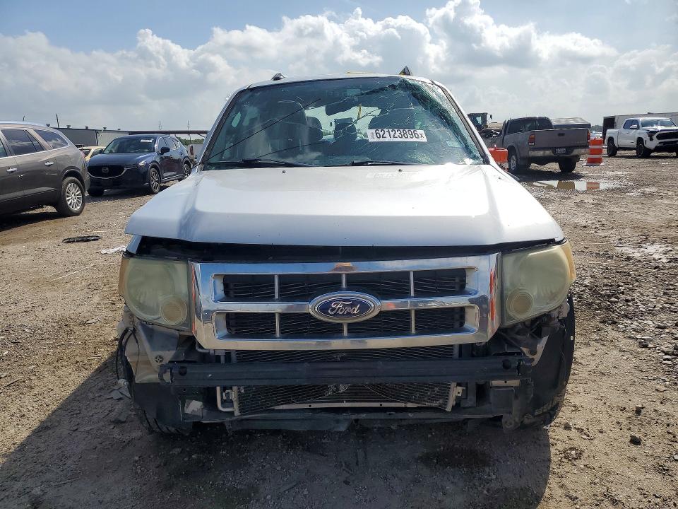 62123896 :رقم المزاد ، 1FMCU0DGXBKB59121 vin ، 2011 Ford Escape مزاد بيع