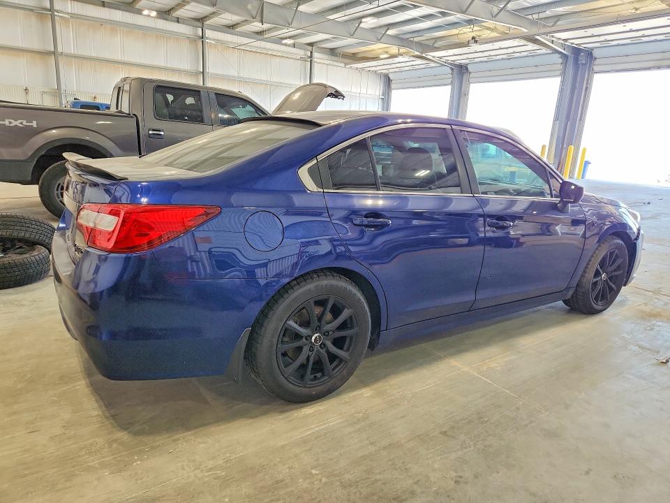 2015 Subaru Legacy მანქანა იყიდება აუქციონზე, vin: 4S3BNAA63F3033181, აუქციონის ნომერი: 60699526